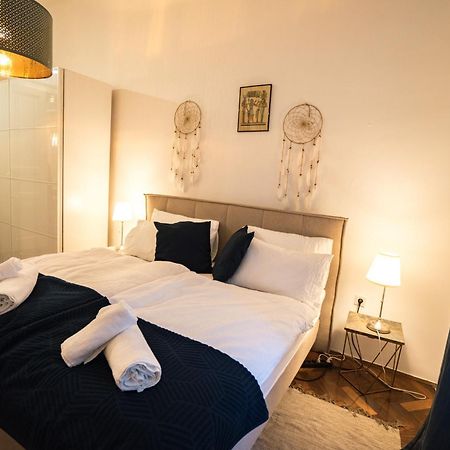 Apartman Iris Загреб Экстерьер фото